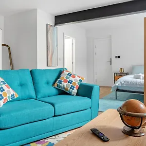 Modern In Arnold Apartment Nottingham